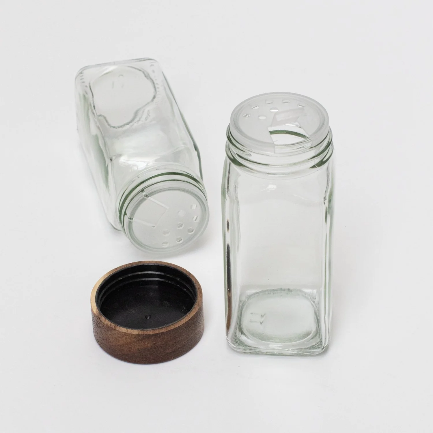 Set of 12 120ML Glass Spice Jar with Acacia Lid - Image 9