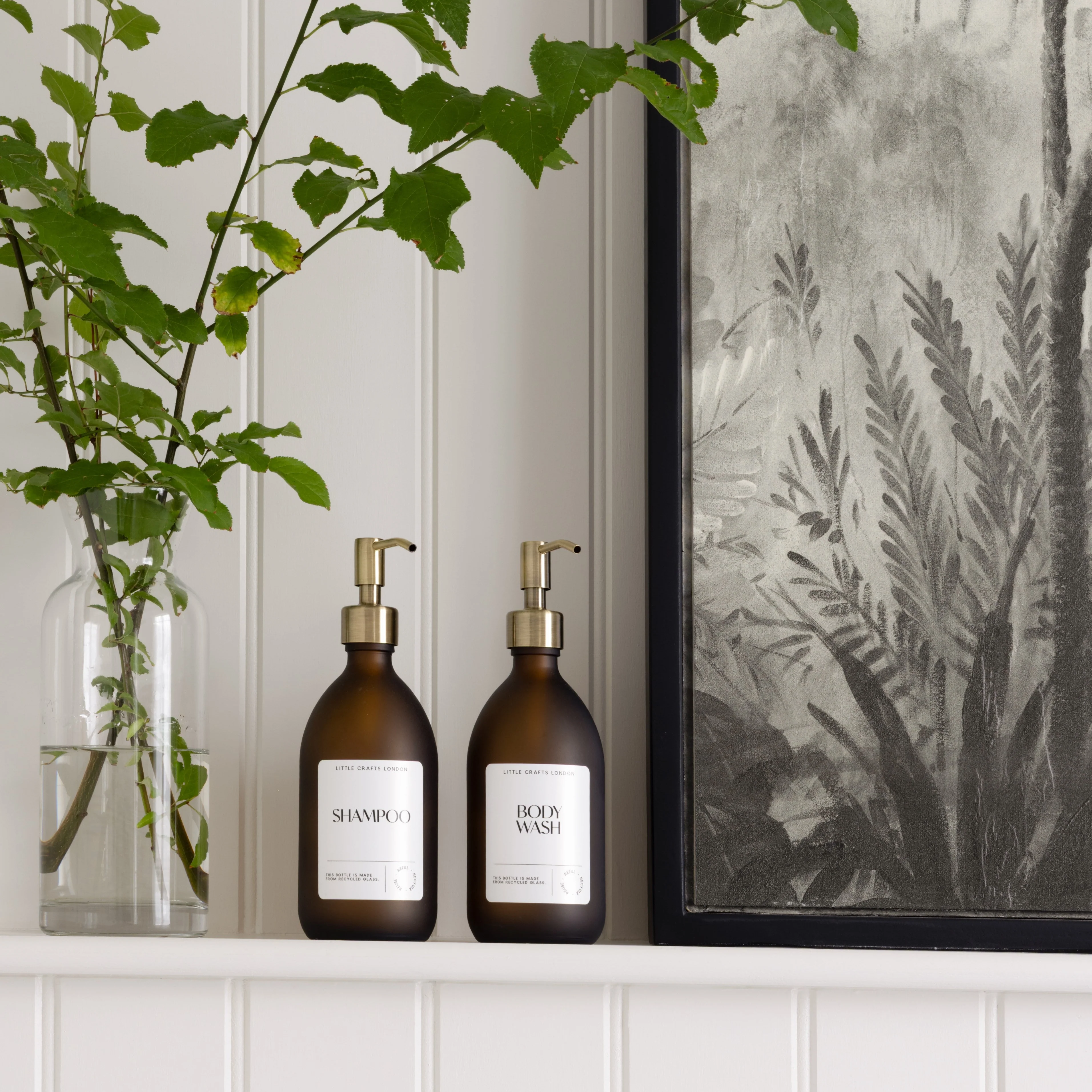 Frosted Amber 500ml Glass Bottle with Metal Pump - Image 4