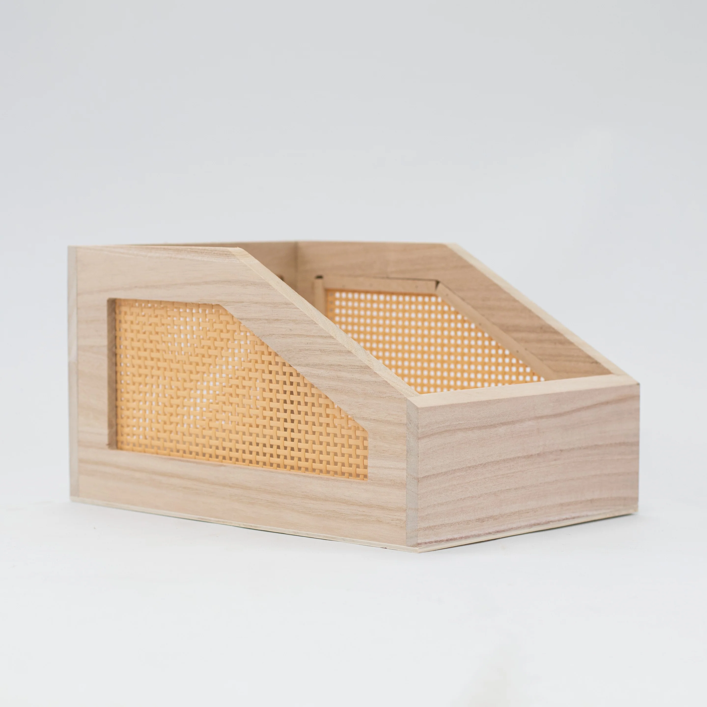 Light Bamboo Woven Open Basket
