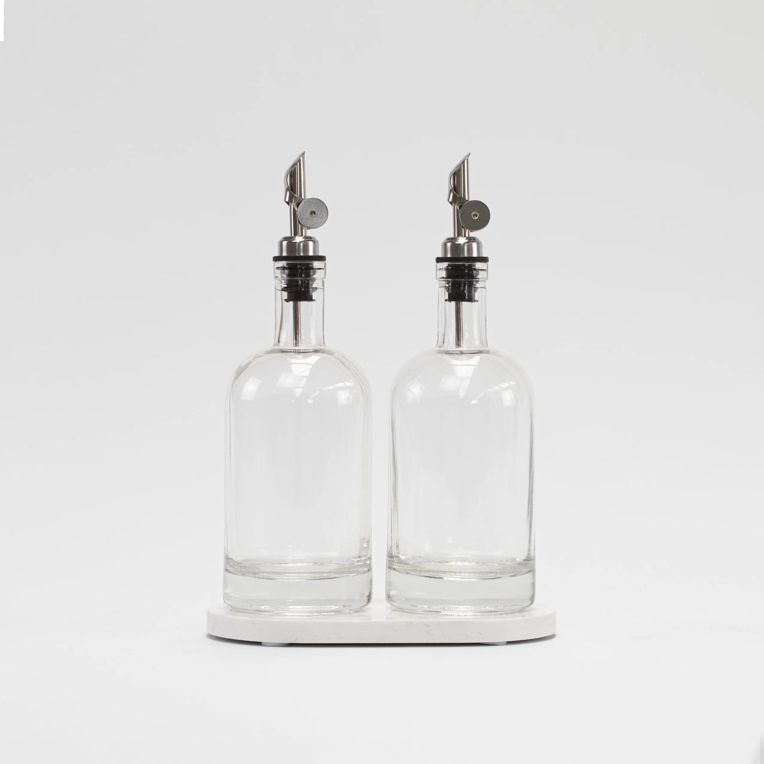 Set of 2 Round Glass Oil Bottle 500 ML & Oval Tray - Image 5